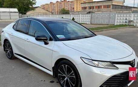 Toyota Camry, 2020 год, 2 730 000 рублей, 2 фотография