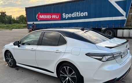 Toyota Camry, 2020 год, 2 730 000 рублей, 4 фотография