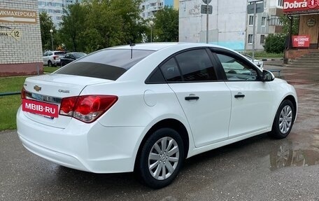Chevrolet Cruze II, 2014 год, 670 000 рублей, 5 фотография