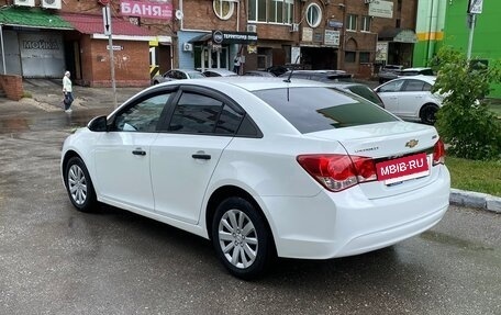Chevrolet Cruze II, 2014 год, 670 000 рублей, 7 фотография