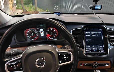 Volvo XC90 II рестайлинг, 2018 год, 2 990 000 рублей, 7 фотография