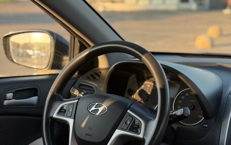 Hyundai Solaris II рестайлинг, 2014 год, 970 000 рублей, 14 фотография