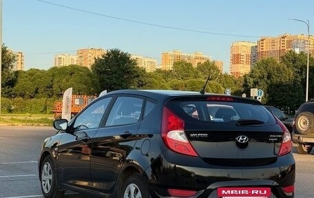Hyundai Solaris II рестайлинг, 2014 год, 970 000 рублей, 2 фотография