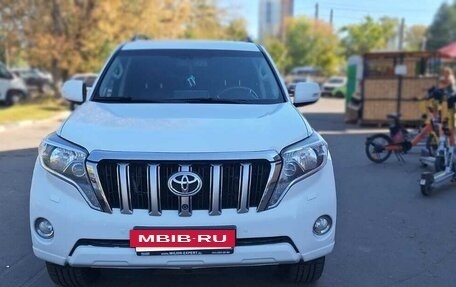 Toyota Land Cruiser Prado 150 рестайлинг 2, 2016 год, 3 200 000 рублей, 4 фотография