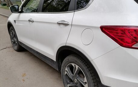 DongFeng AX7 I, 2018 год, 1 370 000 рублей, 2 фотография
