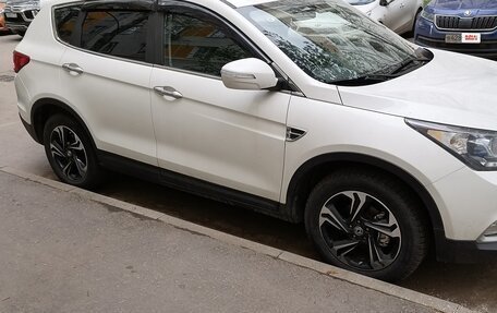 DongFeng AX7 I, 2018 год, 1 370 000 рублей, 5 фотография