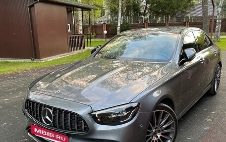 Mercedes-Benz E-Класс, 2021 год, 4 650 000 рублей, 6 фотография