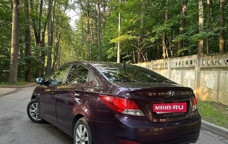 Hyundai Solaris II рестайлинг, 2012 год, 750 000 рублей, 2 фотография