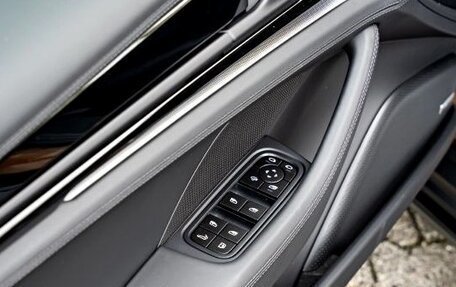 Porsche Panamera, 2025 год, 17 650 052 рублей, 18 фотография