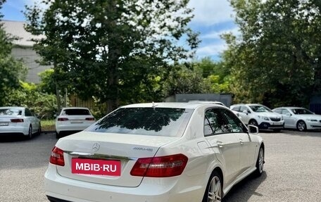 Mercedes-Benz E-Класс, 2011 год, 1 300 000 рублей, 3 фотография
