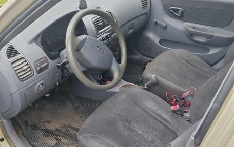 Hyundai Accent II, 2004 год, 135 000 рублей, 10 фотография