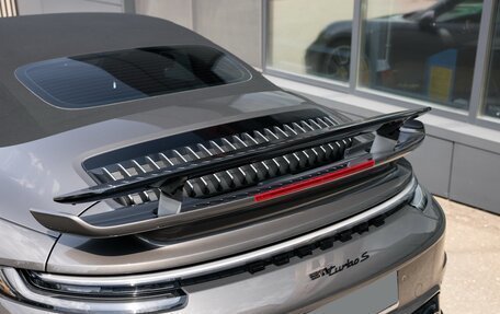 Porsche 911, 2022 год, 33 000 000 рублей, 15 фотография