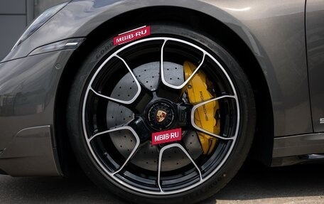 Porsche 911, 2022 год, 33 000 000 рублей, 9 фотография