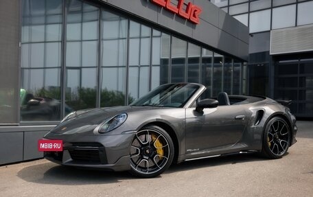 Porsche 911, 2022 год, 33 000 000 рублей, 13 фотография