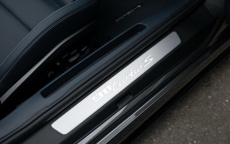 Porsche 911, 2022 год, 33 000 000 рублей, 30 фотография