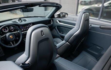 Porsche 911, 2022 год, 33 000 000 рублей, 39 фотография