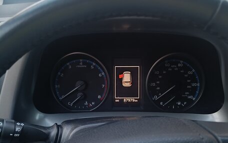 Toyota RAV4, 2018 год, 2 200 000 рублей, 14 фотография
