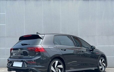 Volkswagen Golf GTI, 2021 год, 2 400 777 рублей, 7 фотография