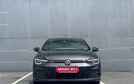 Volkswagen Golf GTI, 2021 год, 2 400 777 рублей, 2 фотография