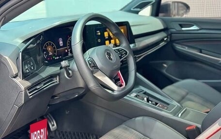 Volkswagen Golf GTI, 2021 год, 2 400 777 рублей, 11 фотография
