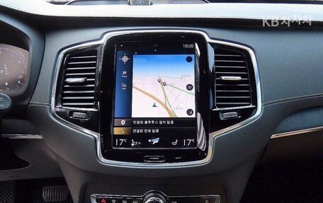 Volvo XC90 II рестайлинг, 2021 год, 3 964 000 рублей, 9 фотография