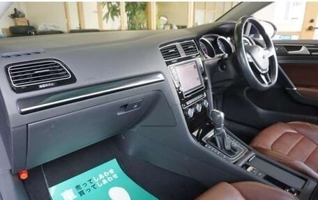 Volkswagen Golf VII, 2017 год, 1 250 000 рублей, 9 фотография