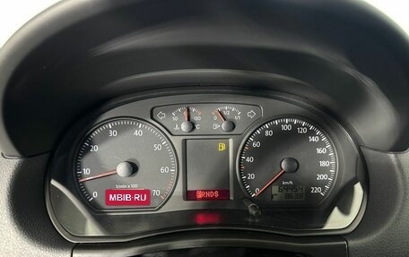 Volkswagen Polo IV рестайлинг, 2007 год, 800 000 рублей, 11 фотография