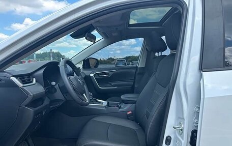 Toyota RAV4, 2021 год, 2 200 777 рублей, 7 фотография