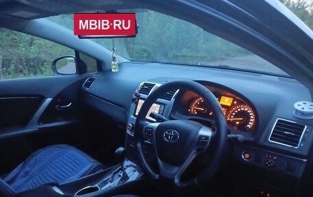 Toyota Avensis III рестайлинг, 2012 год, 1 555 000 рублей, 2 фотография
