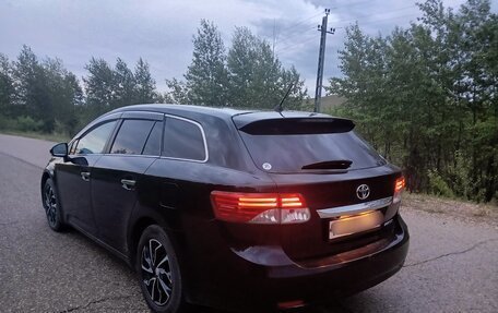 Toyota Avensis III рестайлинг, 2012 год, 1 555 000 рублей, 6 фотография