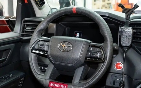 Toyota Sequoia, 2023 год, 17 000 276 рублей, 13 фотография
