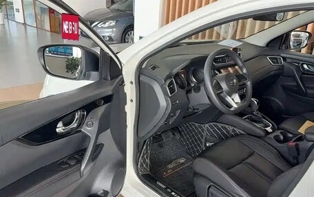 Nissan Qashqai, 2022 год, 1 610 000 рублей, 9 фотография