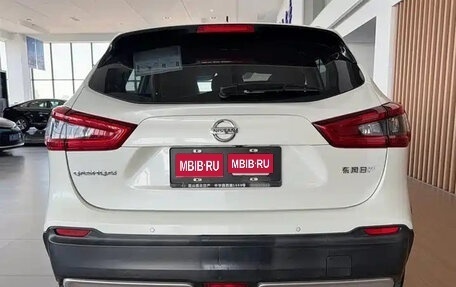 Nissan Qashqai, 2022 год, 1 610 000 рублей, 3 фотография