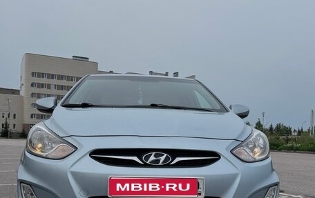 Hyundai Solaris II рестайлинг, 2012 год, 790 000 рублей, 1 фотография