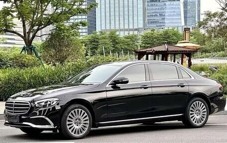 Mercedes-Benz E-Класс, 2023 год, 7 400 006 рублей, 1 фотография