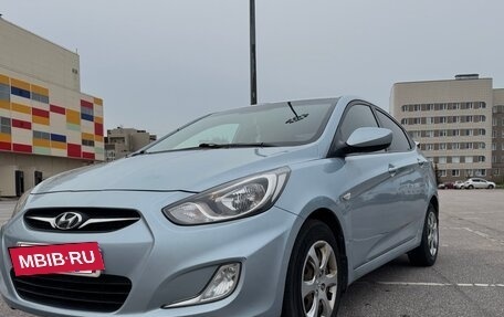 Hyundai Solaris II рестайлинг, 2012 год, 790 000 рублей, 3 фотография