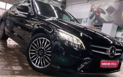 Mercedes-Benz C-Класс, 2018 год, 2 700 000 рублей, 1 фотография