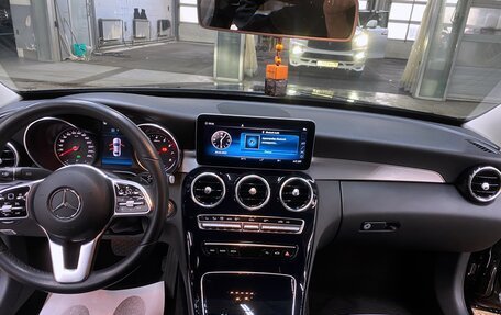 Mercedes-Benz C-Класс, 2018 год, 2 700 000 рублей, 10 фотография