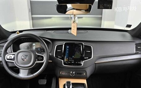 Volvo XC90 II рестайлинг, 2021 год, 4 300 000 рублей, 6 фотография