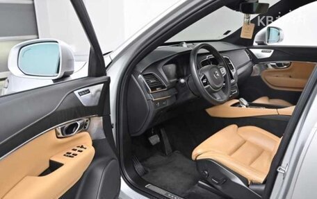 Volvo XC90 II рестайлинг, 2021 год, 4 300 000 рублей, 9 фотография