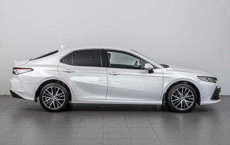 Toyota Camry, 2021 год, 3 254 000 рублей, 5 фотография