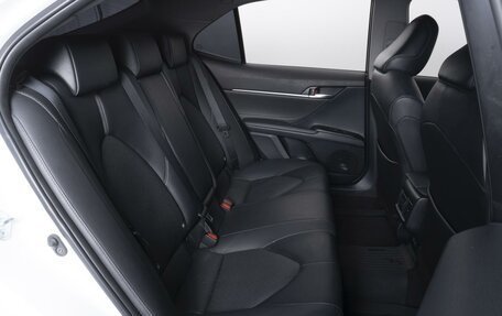 Toyota Camry, 2021 год, 3 254 000 рублей, 7 фотография