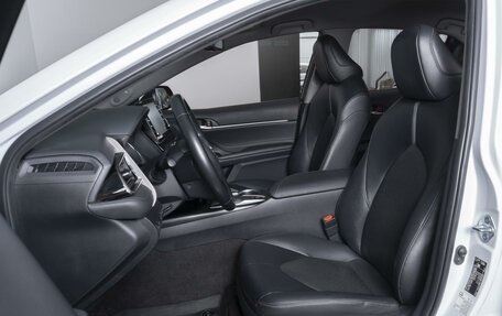 Toyota Camry, 2021 год, 3 254 000 рублей, 10 фотография
