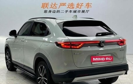 Honda Vezel, 2022 год, 1 780 000 рублей, 4 фотография