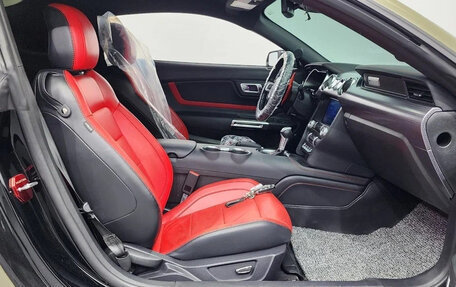 Ford Mustang VI рестайлинг, 2022 год, 2 855 123 рублей, 7 фотография