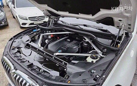 BMW X7, 2022 год, 9 339 888 рублей, 18 фотография