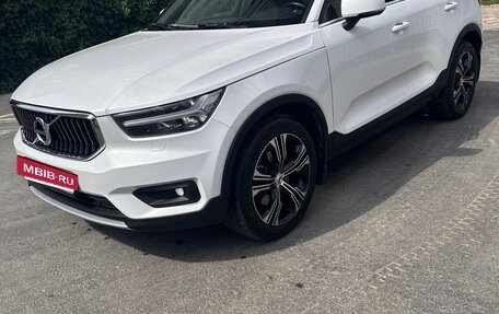 Volvo XC40 I, 2018 год, 2 400 000 рублей, 2 фотография