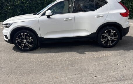 Volvo XC40 I, 2018 год, 2 400 000 рублей, 3 фотография