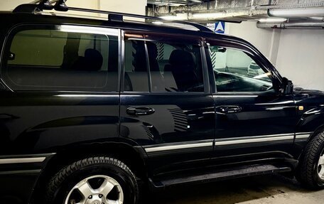 Toyota Land Cruiser 100 рестайлинг 2, 2007 год, 3 600 000 рублей, 13 фотография