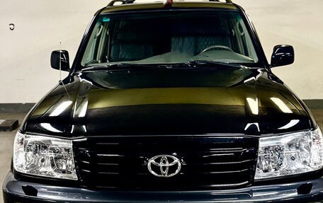 Toyota Land Cruiser 100 рестайлинг 2, 2007 год, 3 600 000 рублей, 17 фотография